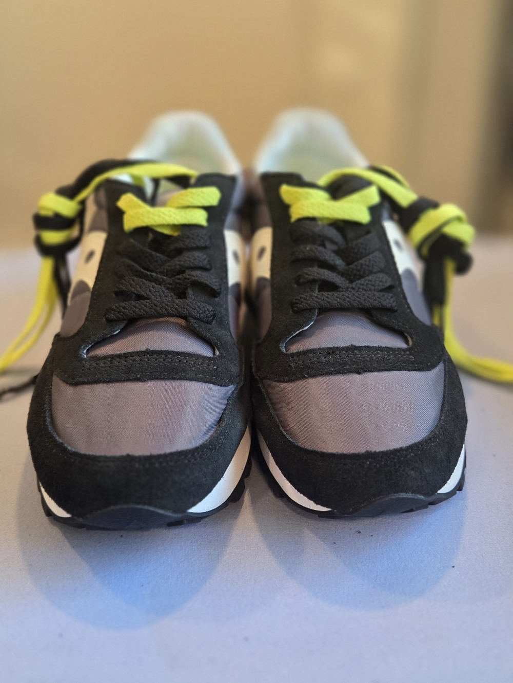 NEW Women's Saucony Jazz Sneakers - Black Suede & Gray/White/Cream - Size 7.5 US - Picture 6 of 13